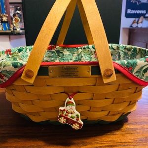 Longaberger 2004 Christmas basket